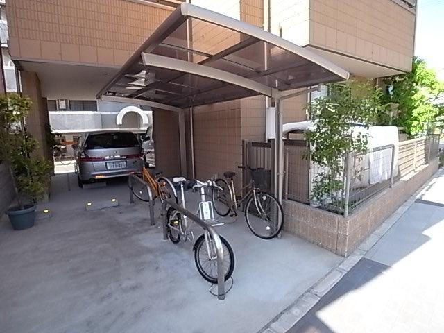 メゾンジュネス