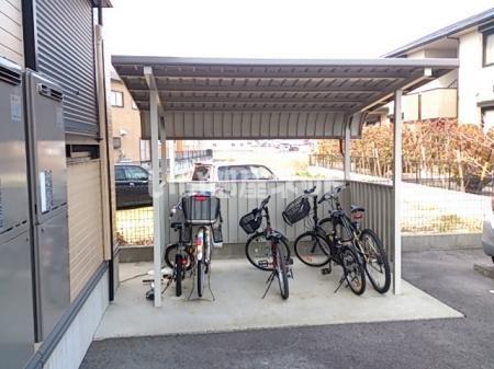 CASA WAKAMATSU B棟