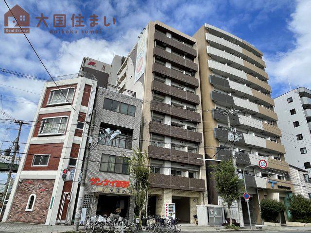 REI難波西