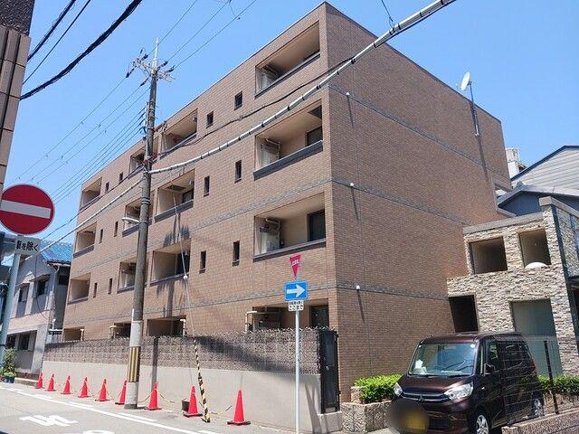 イーリスウィステリア