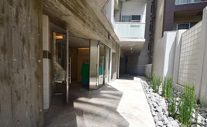 ＪＲ京葉線 八丁堀駅(東京) 徒歩2分 12階建 築9年