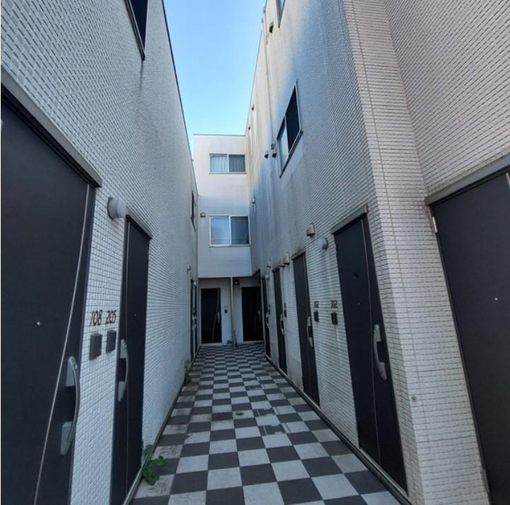 CLASSY RESIDENCE