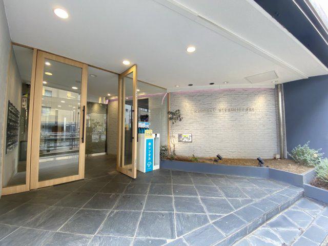 アブレスト西日暮里