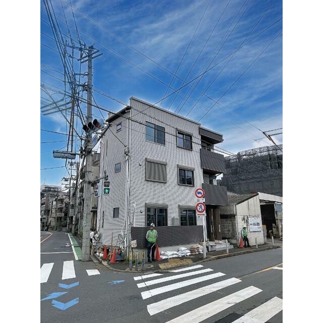 KUA MAISON J