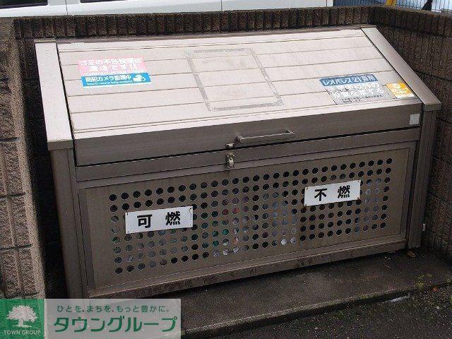 レオパレスカリエン