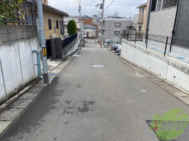 ビカインド
