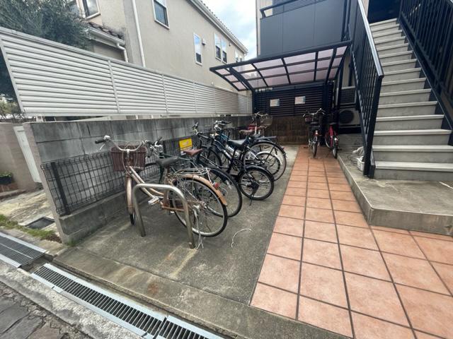 メゾンソレイユ岡町