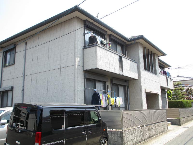 アンリ久津川 III