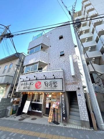 クレストアサカ