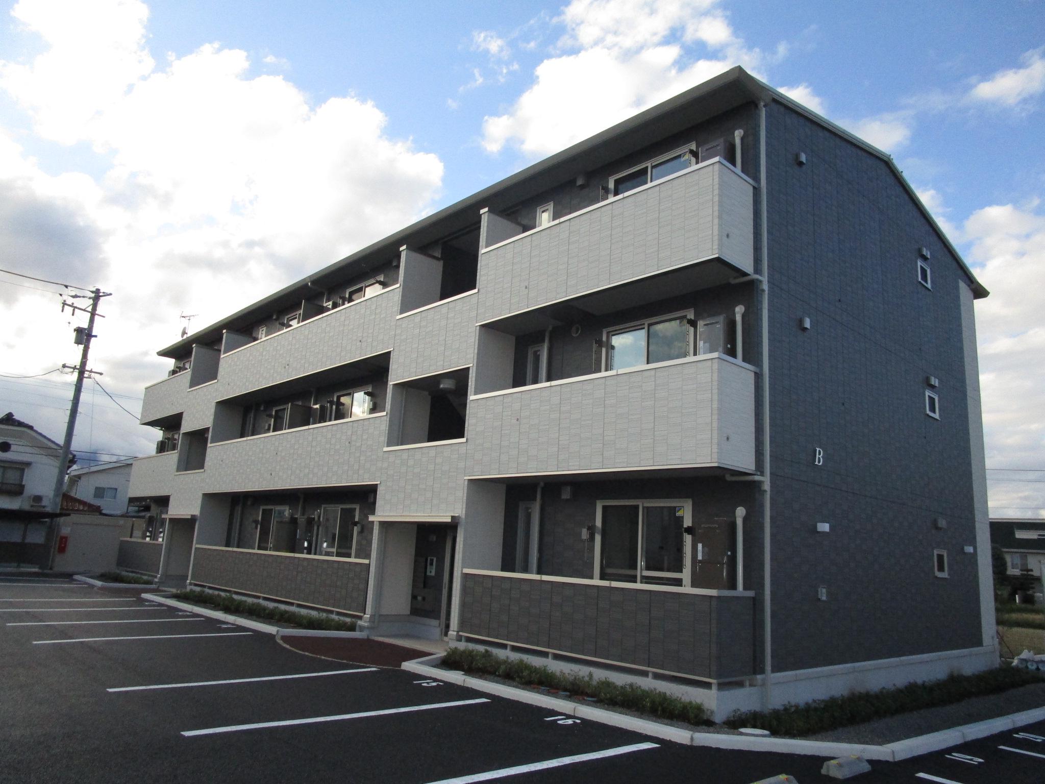 RICHE B棟