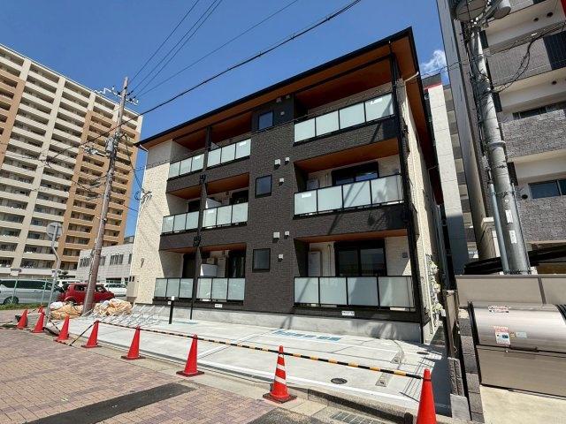 シエーナ川西中央3