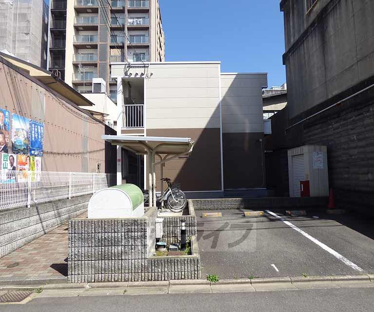 レオパレス花屋町