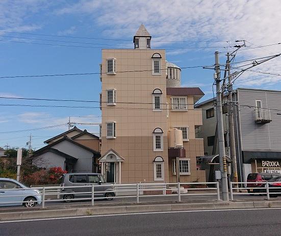 上杉マンション大学前