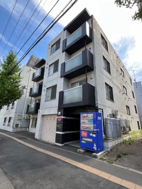 ヒューガパリス