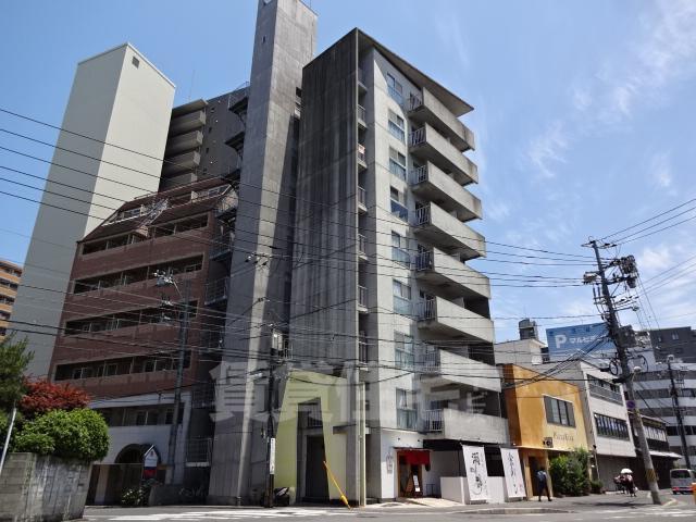 CASA・DEL・RIO
