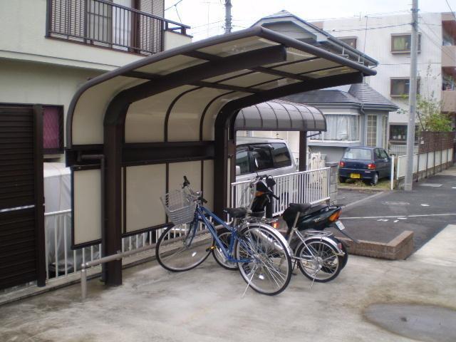 アクジス