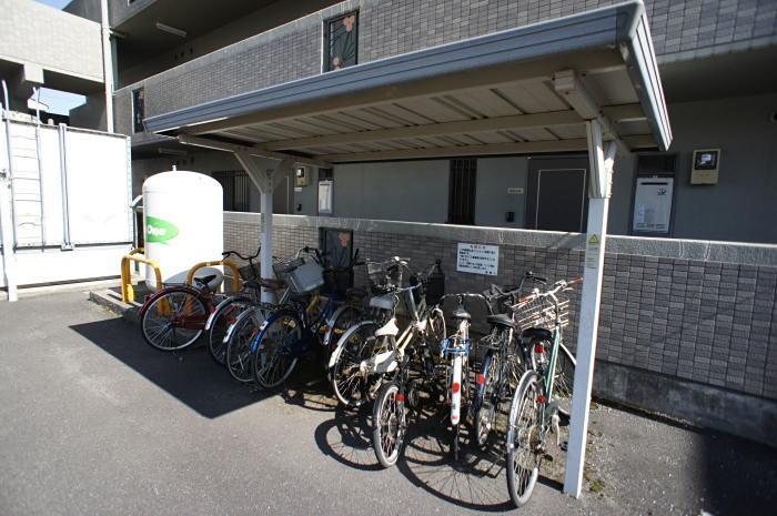 正気屋ハイツA棟