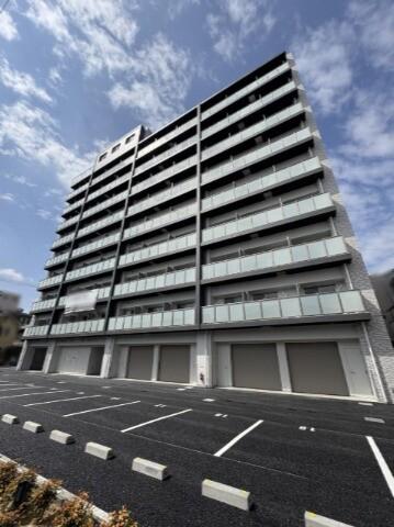 AND TERRACE 文の里