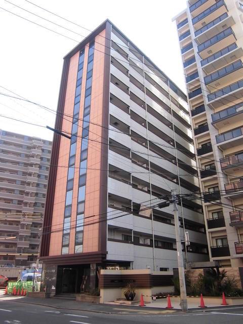 グローリー平尾