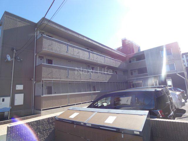 トロアモリール