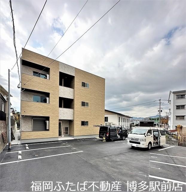 グランドAK野芥