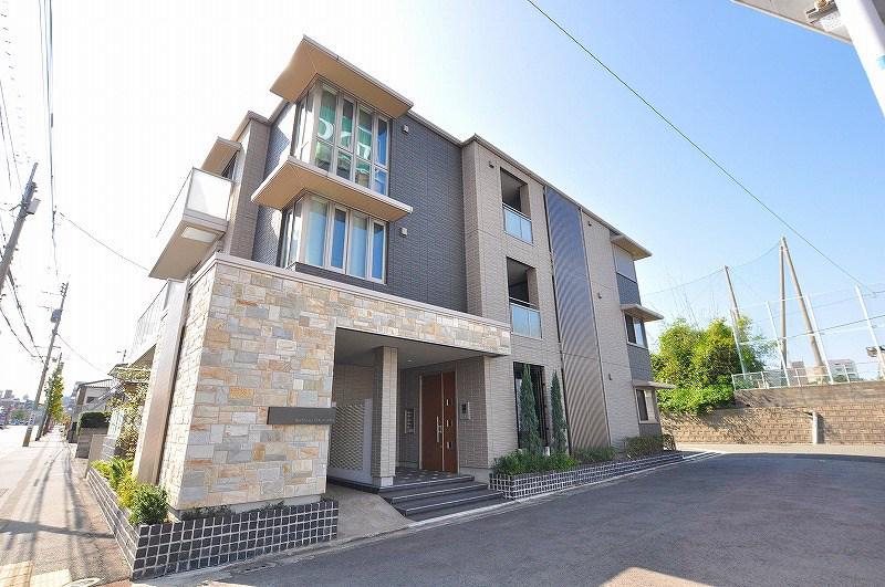 シャーメゾン境川
