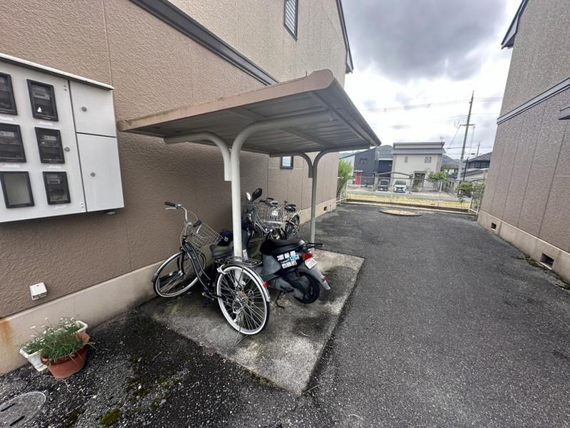 ラ・ジュネスB棟