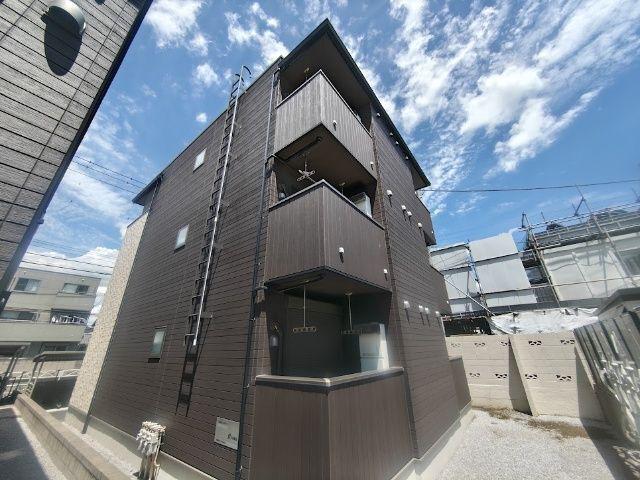 デュピエールイースト