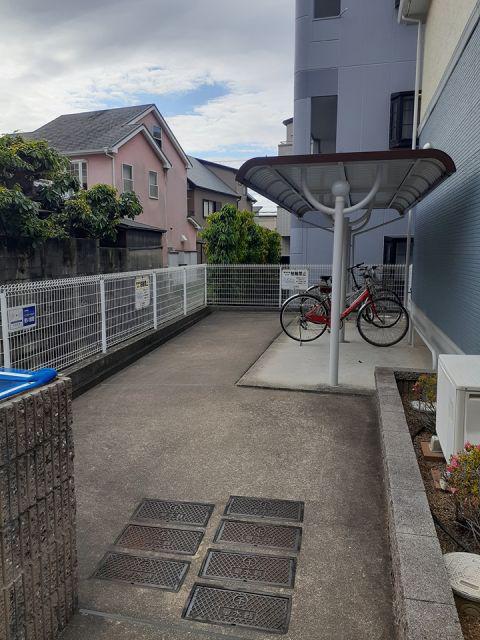 イーストII