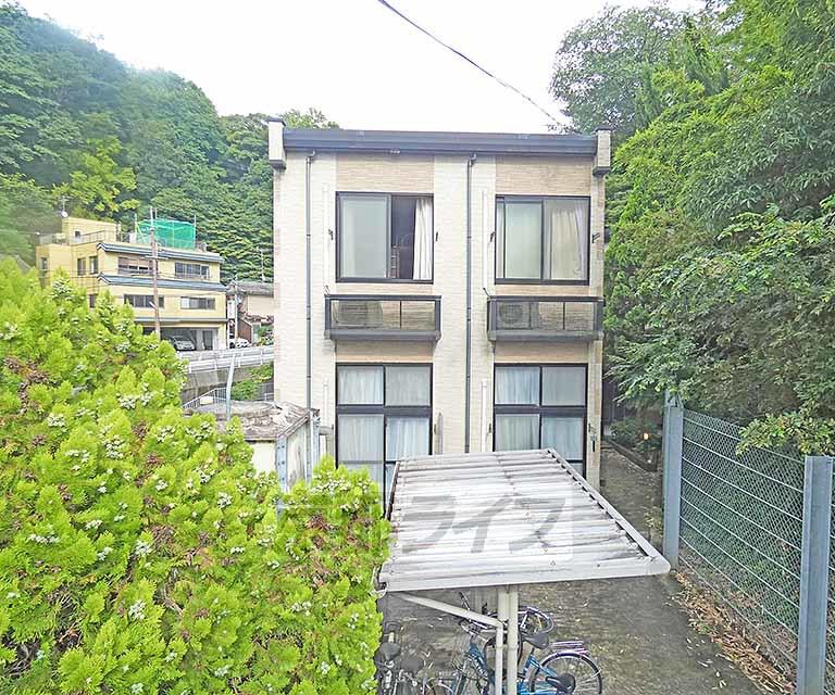 レオパレスMOKO