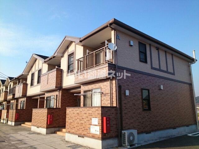 セナアイランドA(2DK/2階)