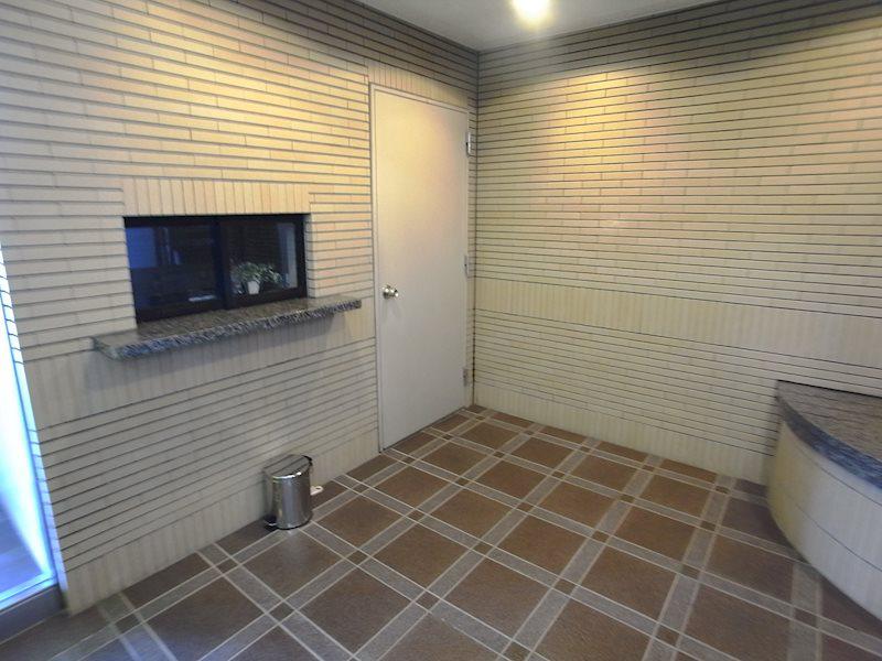 ハイツレインボー塩屋