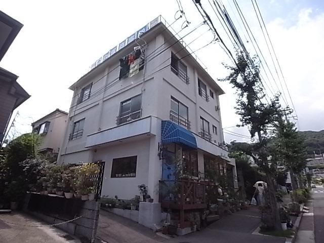 ヴィラ・シラツカ