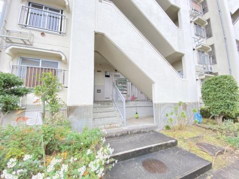 安倉団地8号棟