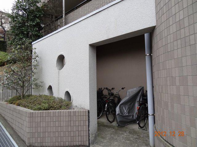 アルモニューズ