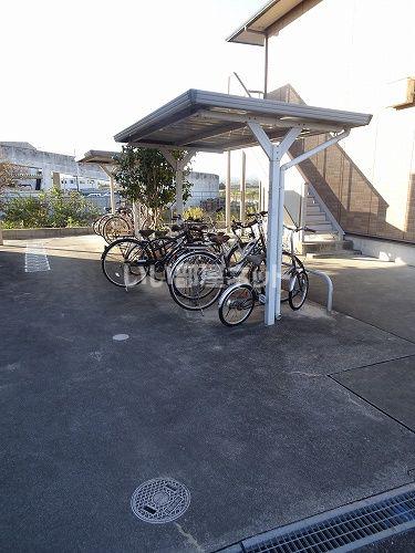 ヴィラージュ大開B棟