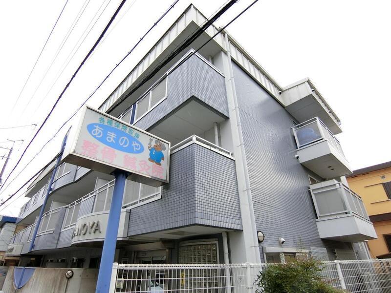 AMS COURT