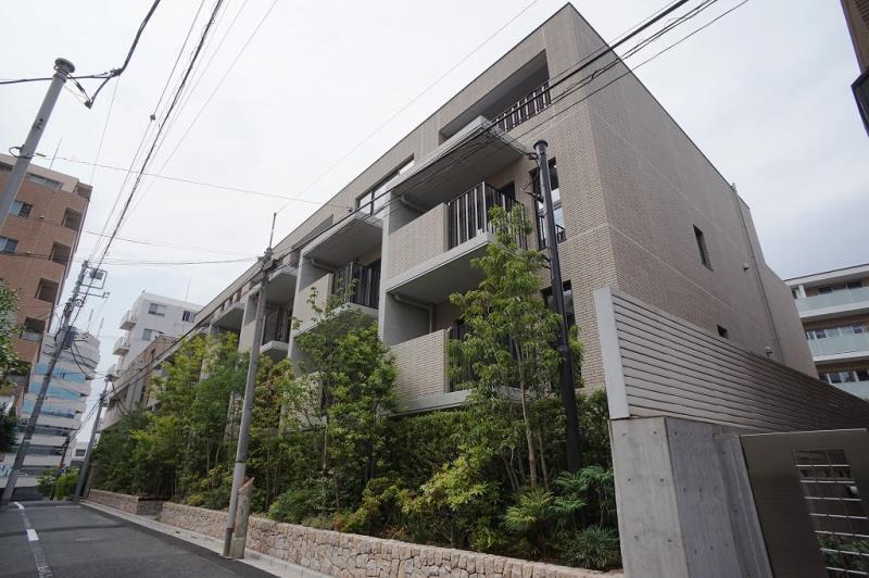 小田急線 代々木八幡駅 徒歩2分 4階建 築7年