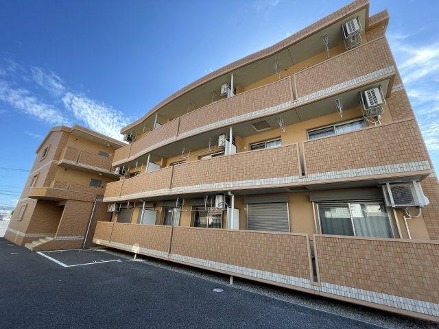 アーバン・フラッツ加西