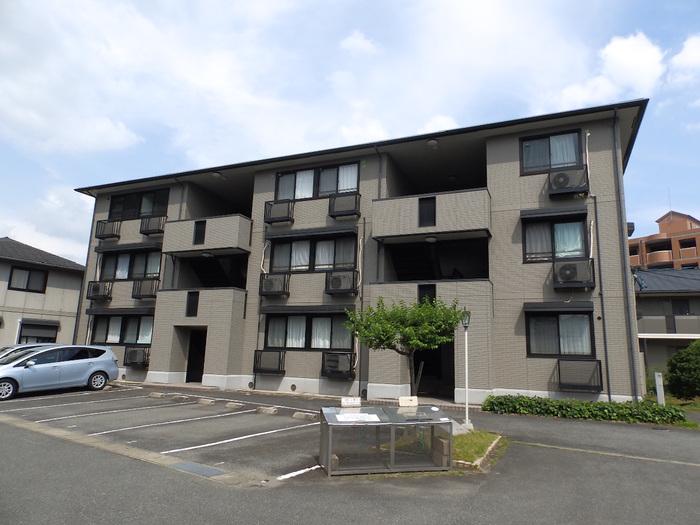 トリヴァンベール今井町(3LDK/1階)