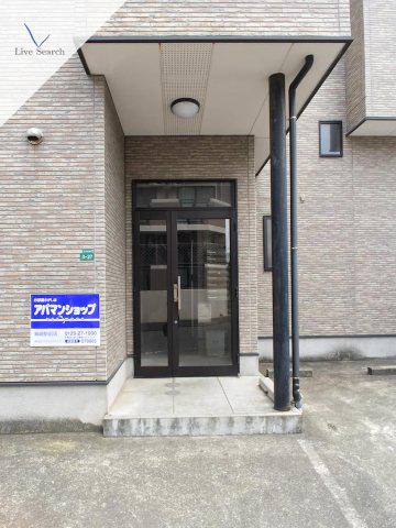 ピュア箱崎六番館