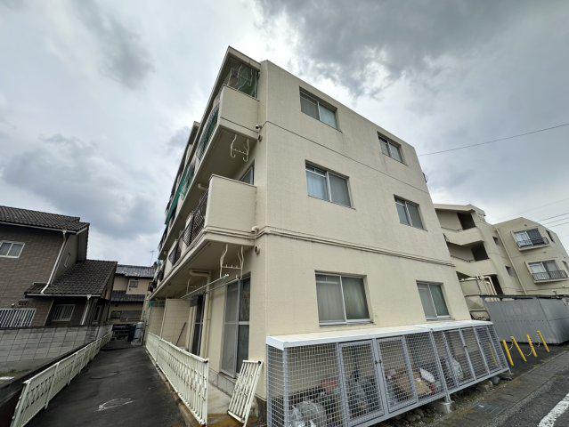 エスカイア下小出