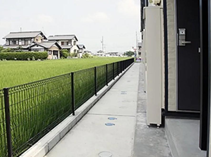 ＪＲ東海道本線 穂積駅 徒歩25分 2階建 築18年
