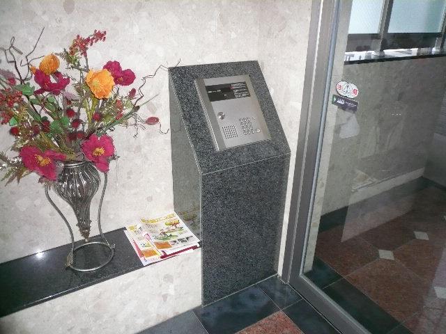 E.シュマン