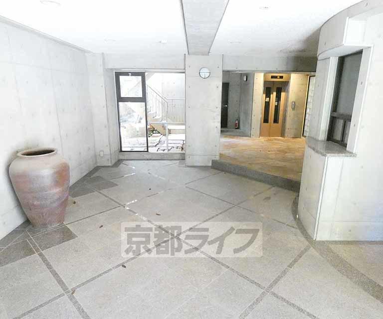 ランブラス御所西
