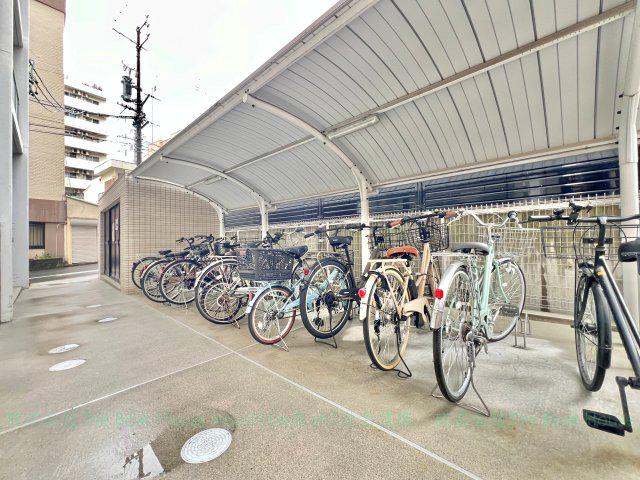 クリスタル丸の内