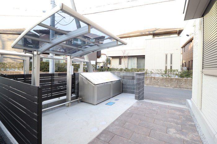 つくばエクスプレス 流山おおたかの森駅 徒歩11分 3階建 築5年