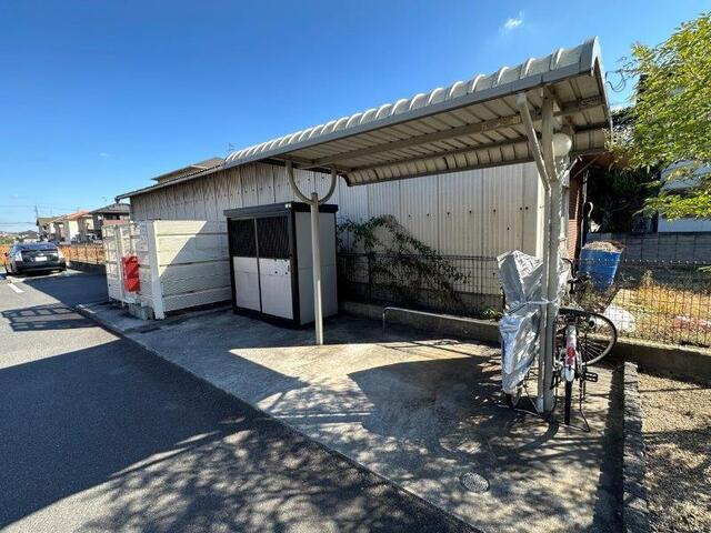 エバーグリーン鶴新田I