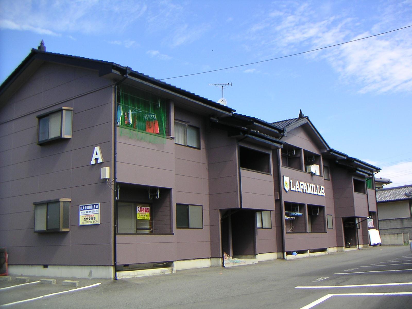 ラ・ファミールA