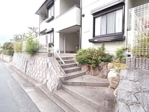センターフィールド宝塚I